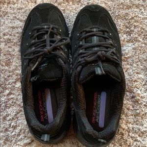 LN Skechers D’Lites Everyday shoes